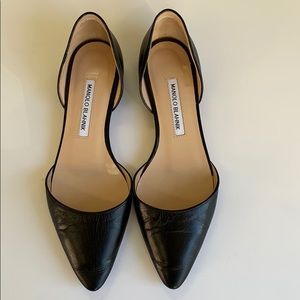 Manolo Blahnik black leather flat